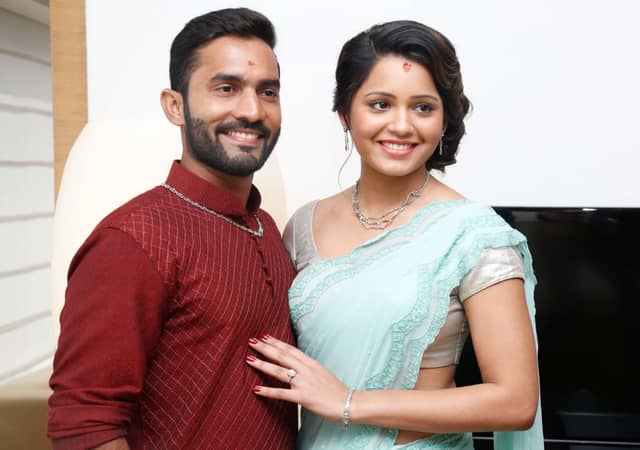 Dinesh Karthik wife Dipika Pallikal