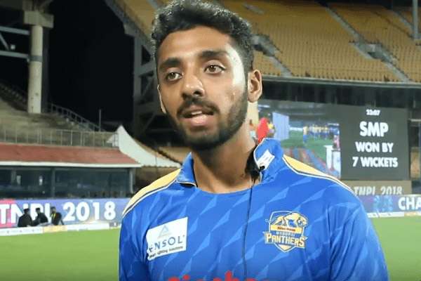 Varun Chakravarthy (वरुण चक्रवर्ती)