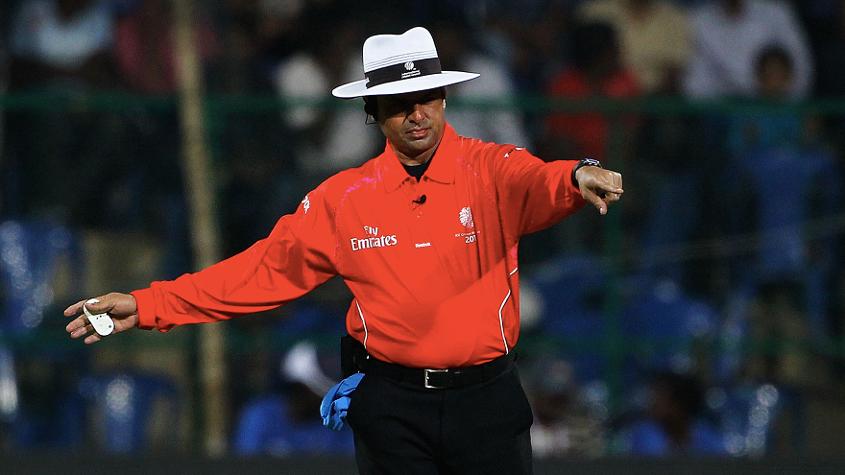 Aleem-Dar 2011 world cup Umpire