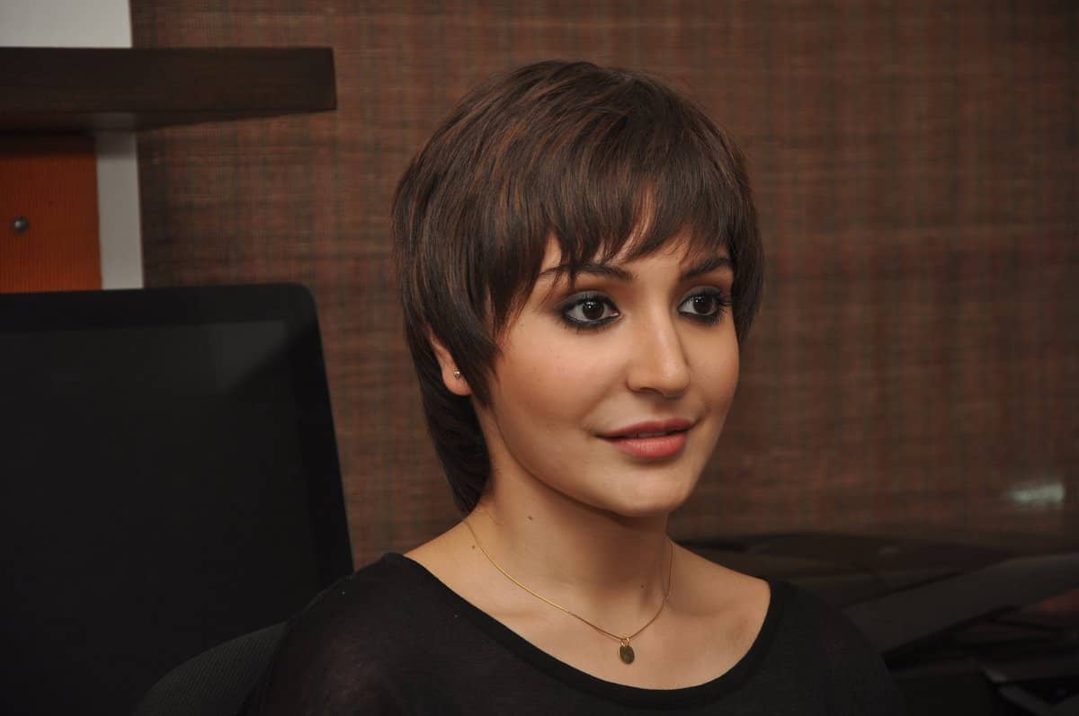 Anushka Sharma New Hair Look Pk Movie