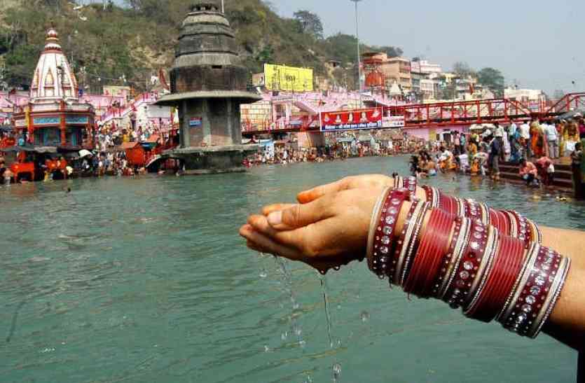 Aad 2079076 835x547 M