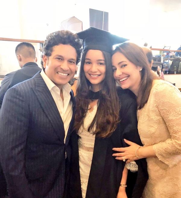 Sara Tendulkar On Her Graduation Day With Mother Anjali And Father Sachin